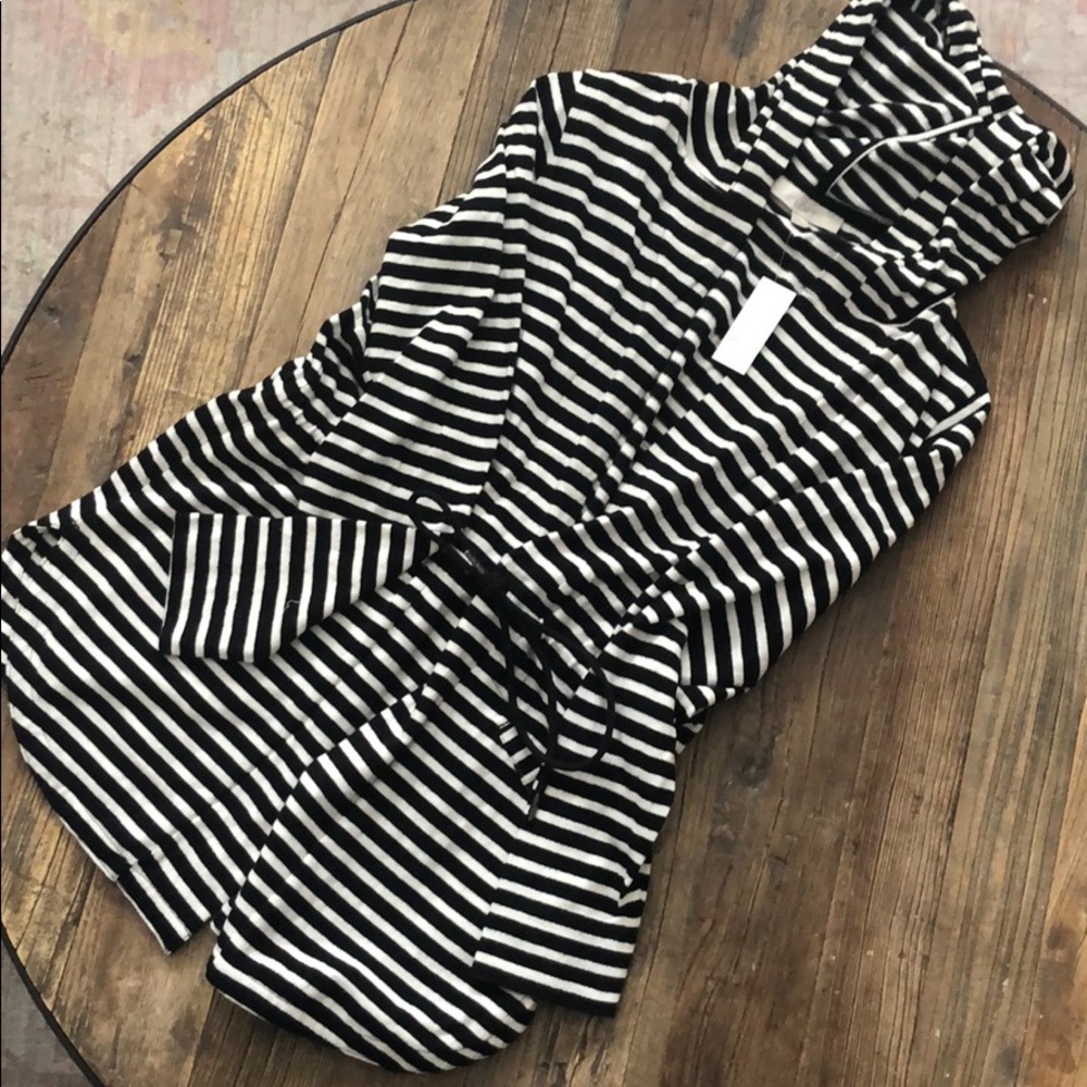 New with tags! Black and white hooded cardigan